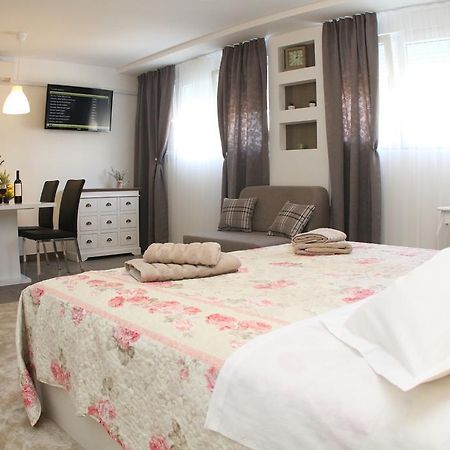Studio Apartments Mirakul Split Bilik gambar