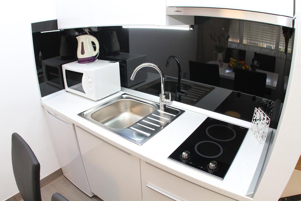 Studio Apartments Mirakul Split Bilik gambar