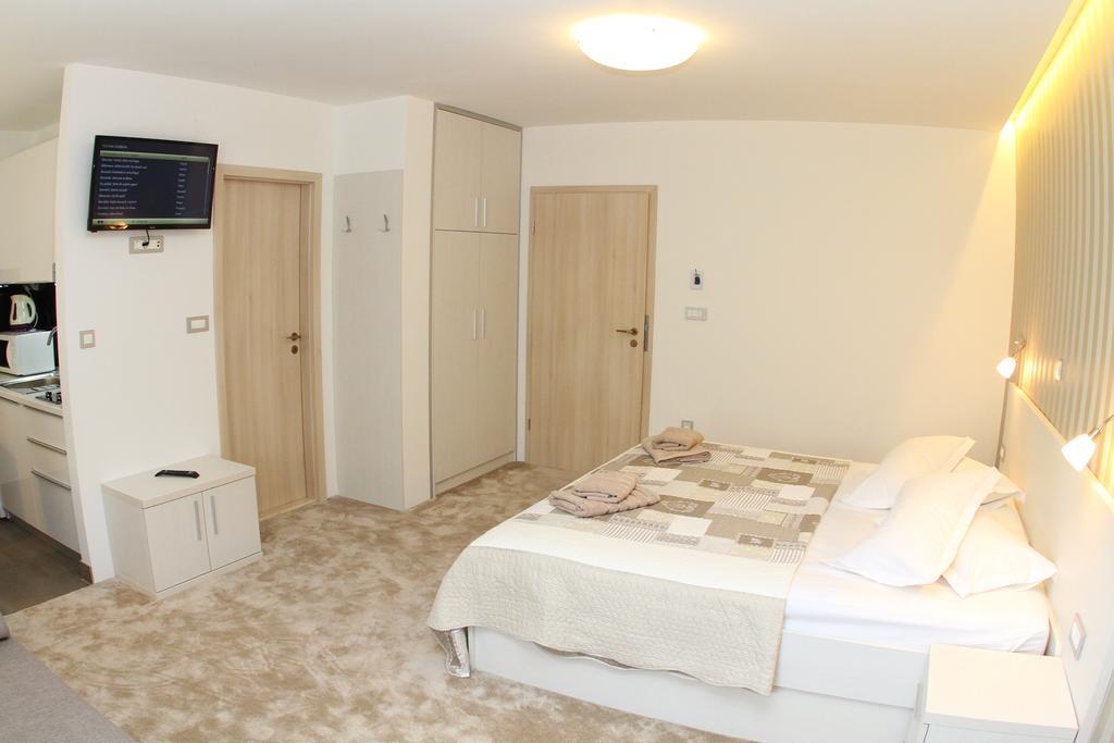 Studio Apartments Mirakul Split Bilik gambar
