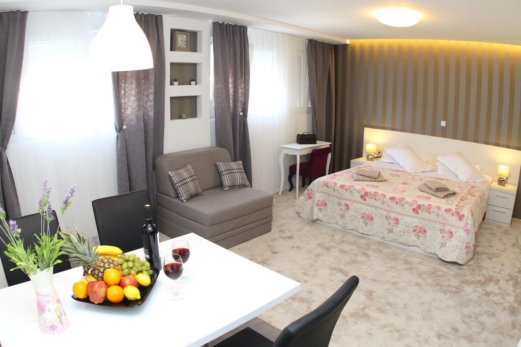 Studio Apartments Mirakul Split Bilik gambar
