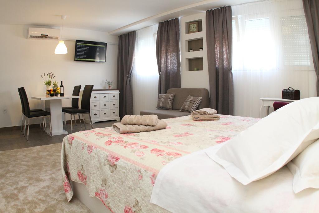 Studio Apartments Mirakul Split Bilik gambar